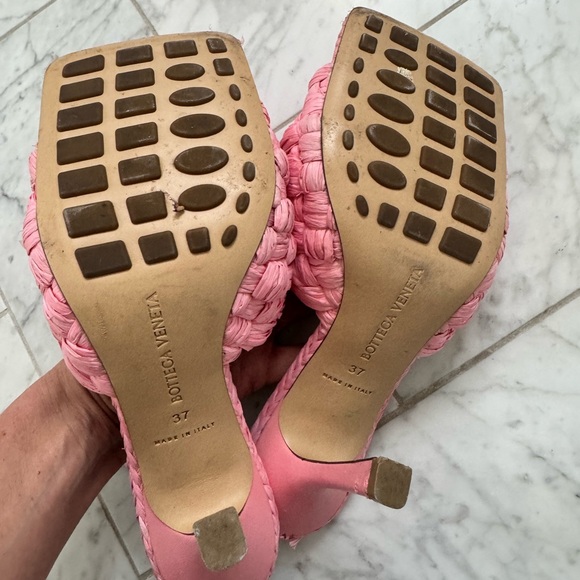 Bottega Veneta Pink Woven Women's Sandals - Picture 5 of 5
